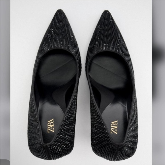 NWOT. Zara Black High Heel Pumps with Rhinestones. Size 6,5/Eu 37. - Picture 4 of 7